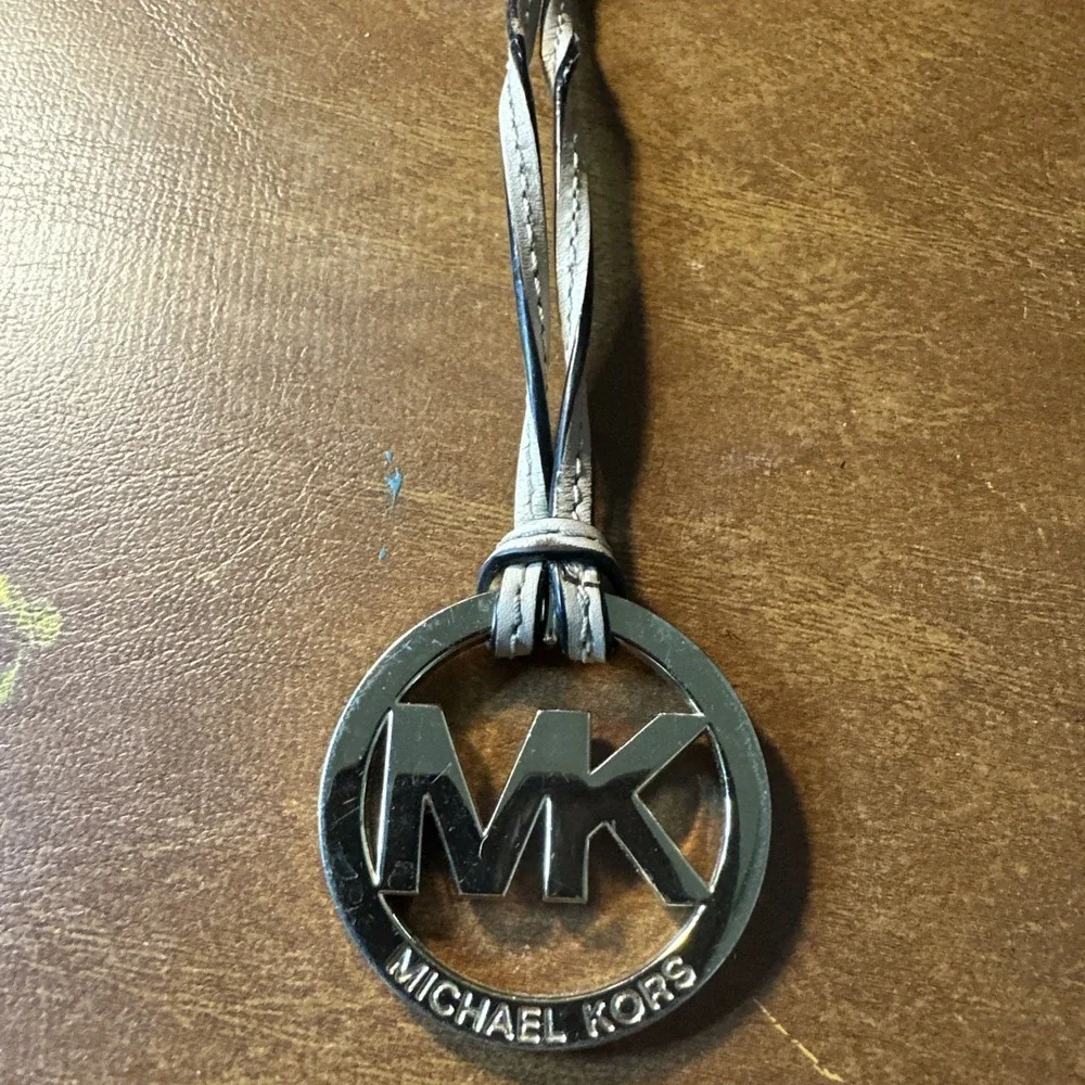 Michael Kors Beige-Blackleather and Gold Keychain/Key Fob